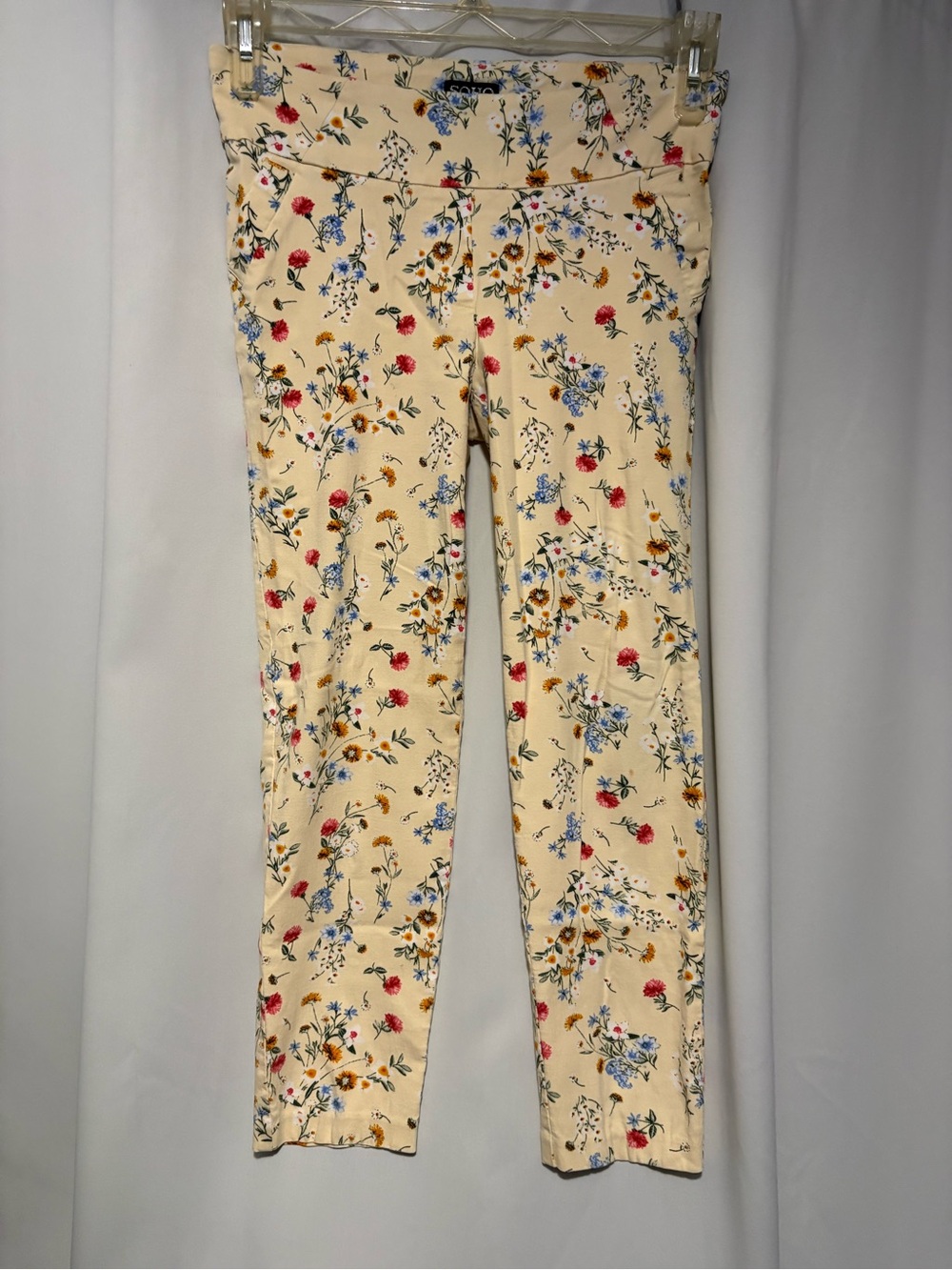 Soho Cream Floral Skinny Pants